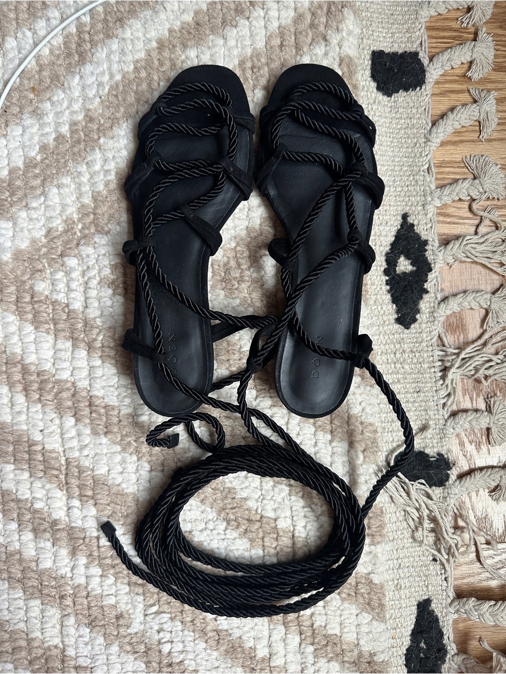 doen black wrap sandals sz 38 - Picture 2 of 6